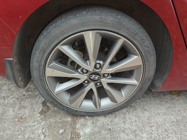 Hyundai Elantra 2015, 84500 км, за 6337 USD - фото 10