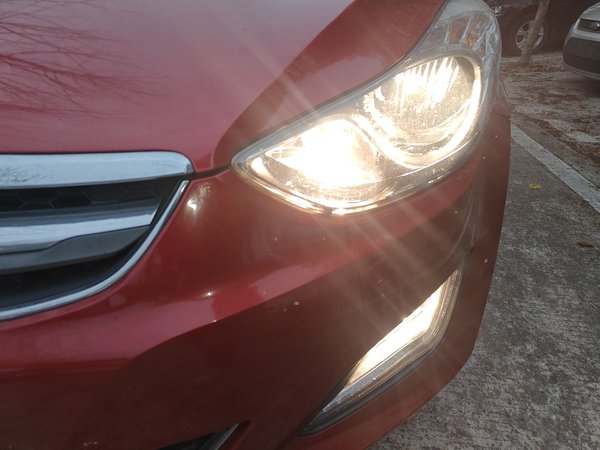 Hyundai Elantra 2015, 84500 км, за 6337 USD - фото 9