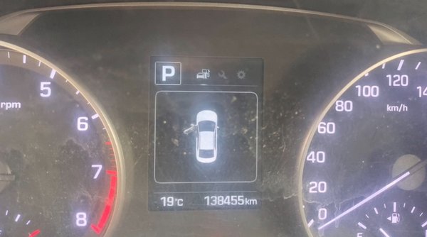 Hyundai Elantra 2016, 138500 км, за 5926 USD - фото 12