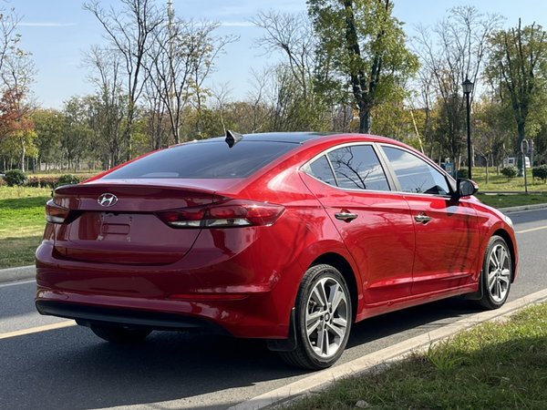Hyundai Elantra 2016, 110900 км, за 7207 USD