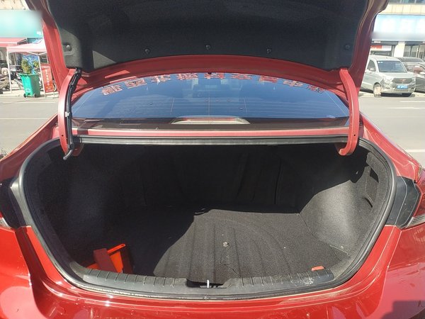 Hyundai Elantra 2016, 110900 км, за 7207 USD - фото 17