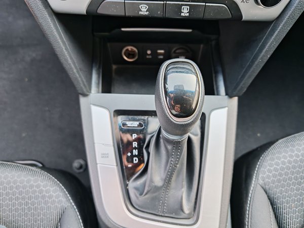 Hyundai Elantra 2016, 72100 км, за 8576 USD - фото 17