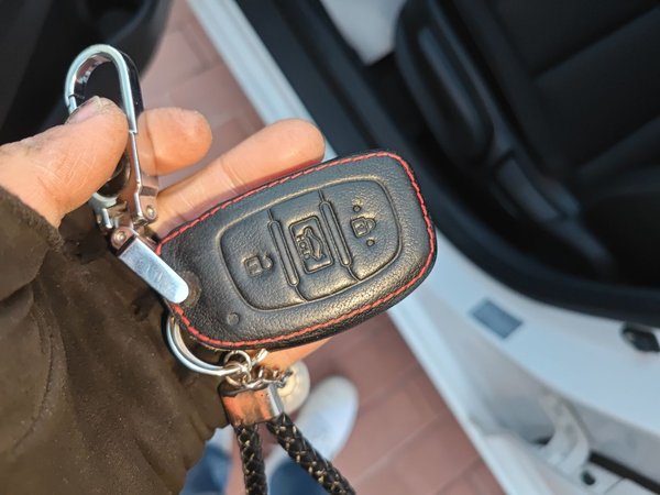 Hyundai Elantra 2016, 72100 км, за 8576 USD - фото 21