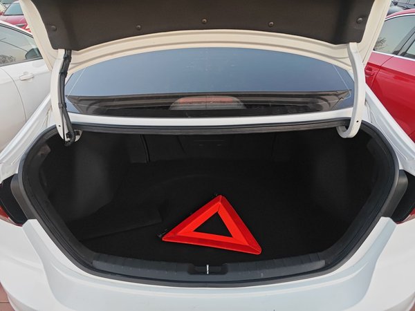 Hyundai Elantra 2016, 72100 км, за 8576 USD - фото 20