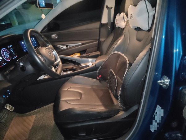 Hyundai Elantra 2021, 36200 км, за 9152 USD - фото 16