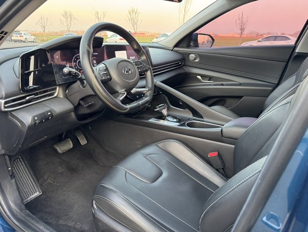 Hyundai Elantra 2021, 73300 км, за 10239 USD - фото 30