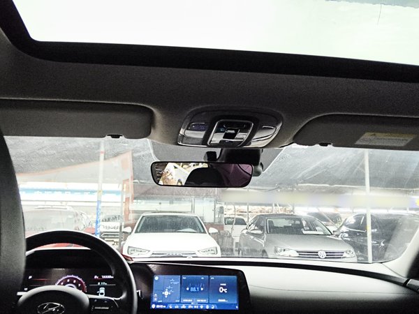 Hyundai Elantra 2021, 73300 км, за 10239 USD - фото 21