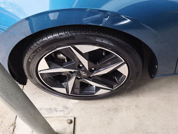 Hyundai Elantra 2021, 73300 км, за 10239 USD