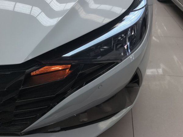 Hyundai Elantra 2021, 23900 км, за 11980 USD