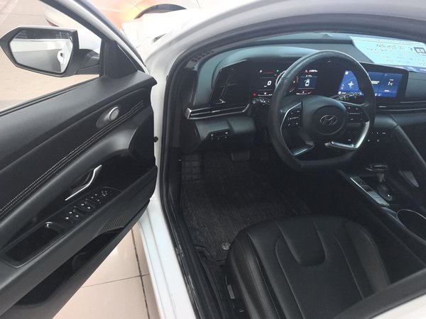 Hyundai Elantra 2021, 23900 км, за 11980 USD - фото 21
