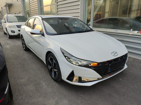 Hyundai Elantra 2021, 43000 км, за 10502 USD