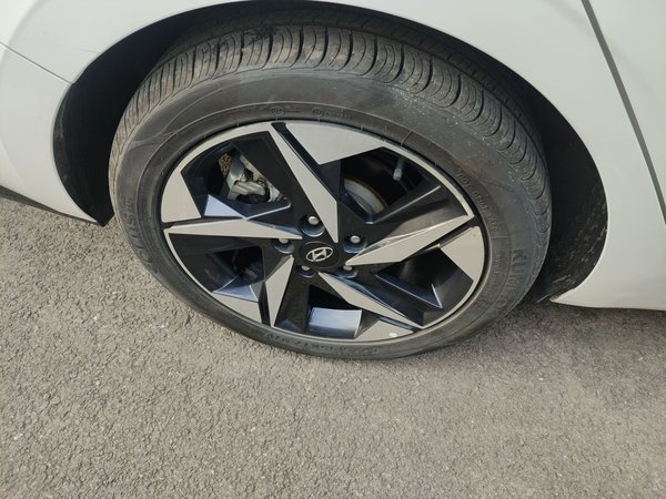 Hyundai Elantra 2021, 43000 км, за 10502 USD - фото 10