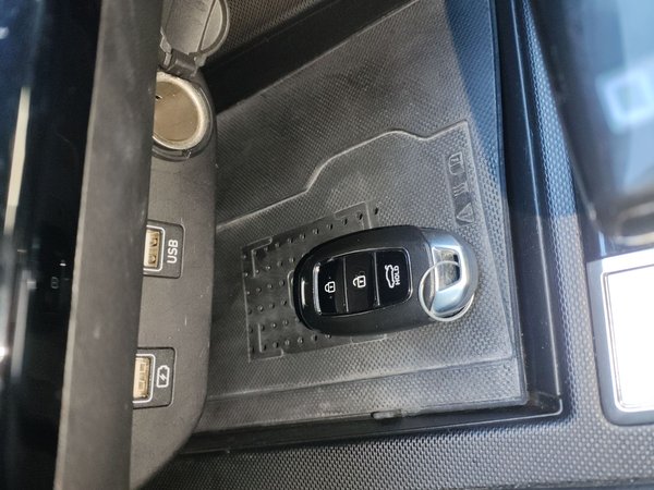 Hyundai Elantra 2021, 43000 км, за 10502 USD - фото 19