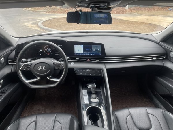 Hyundai Elantra 2021, 43300 км, за 10108 USD - фото 19