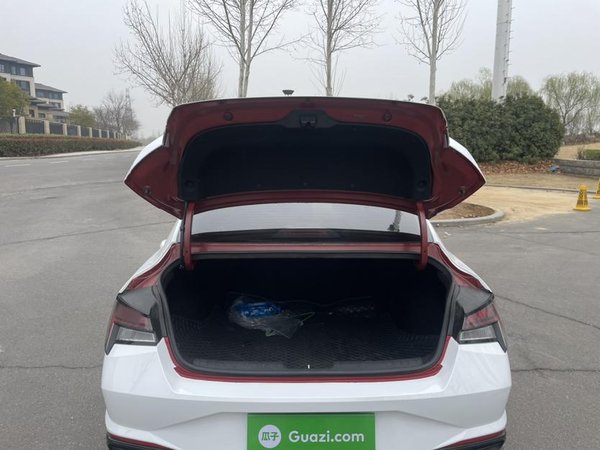 Hyundai Elantra 2021, 43300 км, за 10108 USD