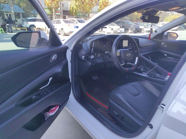 Hyundai Elantra 2021, 50900 км, за 11360 USD - фото 19