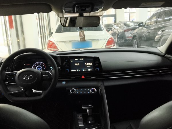 Hyundai Elantra 2021, 51600 км, за 9541 USD - фото 20