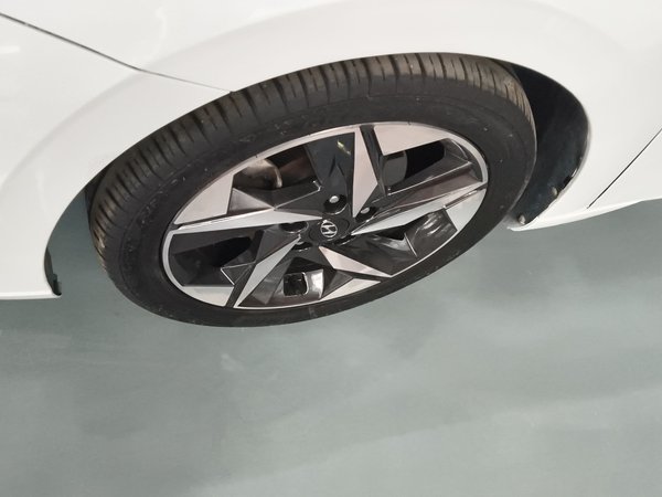 Hyundai Elantra 2021, 51600 км, за 9541 USD - фото 9