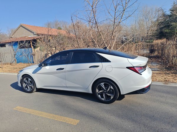 Hyundai Elantra 2021, 66500 км, за 10524 USD - фото 7