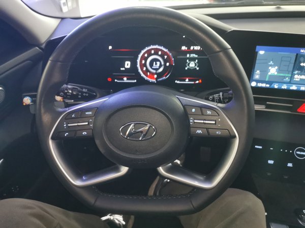 Hyundai Elantra 2022, 87000 км, за 10455 USD - фото 14