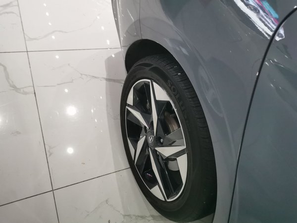 Hyundai Elantra 2022, 87000 км, за 10455 USD - фото 10