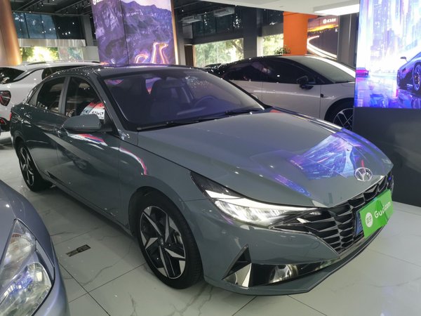 Hyundai Elantra 2022 1.5L CVT LUX Prestige Edition, 2022 года