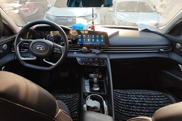Hyundai Elantra 2022, 112300 км, за 9455 USD - фото 10