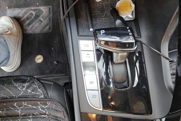 Hyundai Elantra 2022, 112300 км, за 9455 USD - фото 15