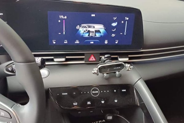 Hyundai Elantra 2022, за 13851 USD - фото 10
