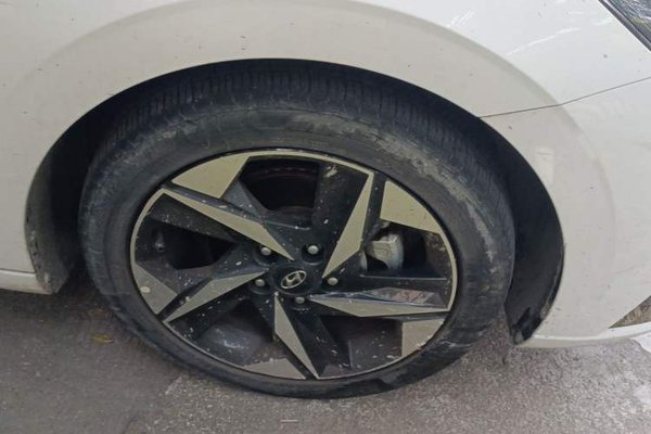 Hyundai Elantra 2022, за 13851 USD