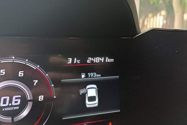 Hyundai Elantra 2022, за 13851 USD - фото 9