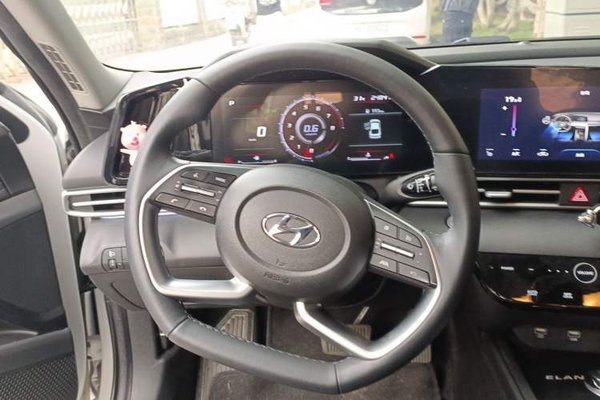 Hyundai Elantra 2022, за 13851 USD - фото 7