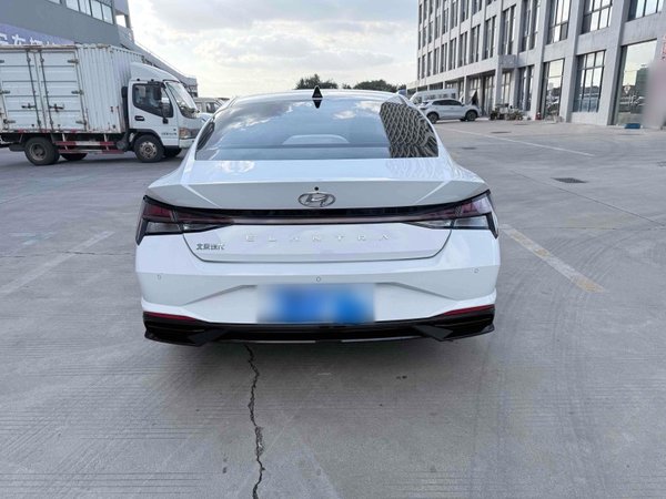 Hyundai Elantra 2022, 37000 км, за 11184 USD - фото 33