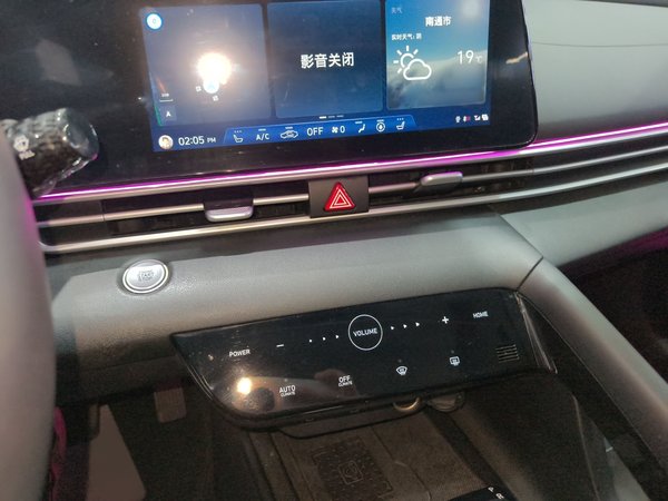 Hyundai Elantra 2022, 37000 км, за 11184 USD