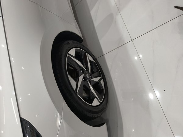 Hyundai Elantra 2022, 37000 км, за 11184 USD - фото 31