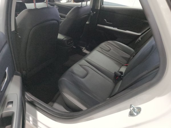 Hyundai Elantra 2022, 37000 км, за 11184 USD - фото 14