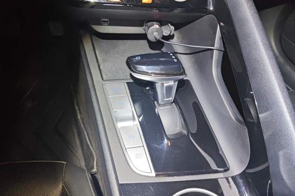 Hyundai Elantra 2022, 60500 км, за 9513 USD - фото 15