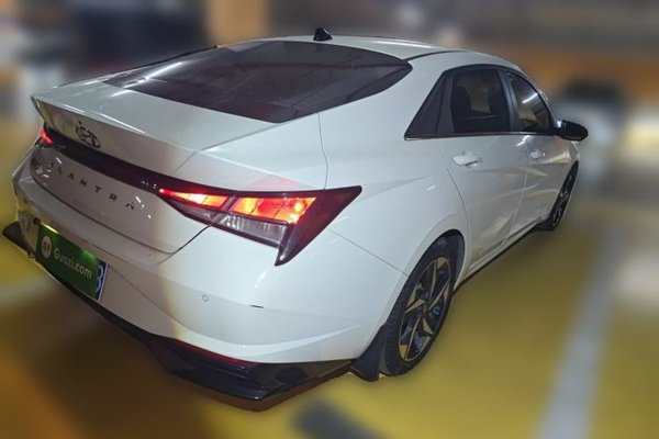 Hyundai Elantra 2022, 60500 км, за 9513 USD - фото 6