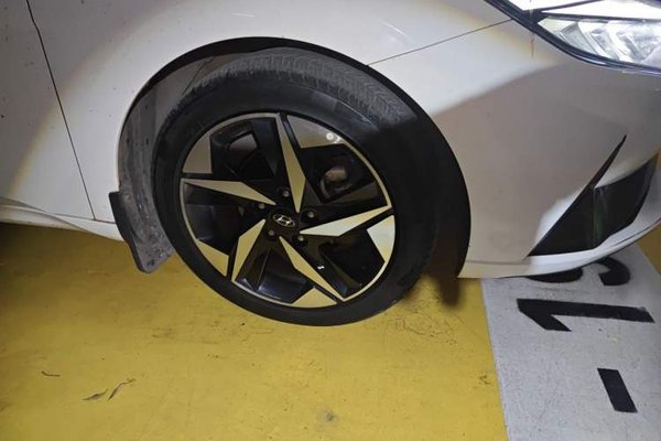 Hyundai Elantra 2022, 60500 км, за 9513 USD - фото 8