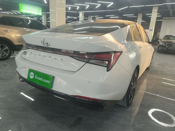 Hyundai Elantra 2022, 67300 км, за 10592 USD - фото 7