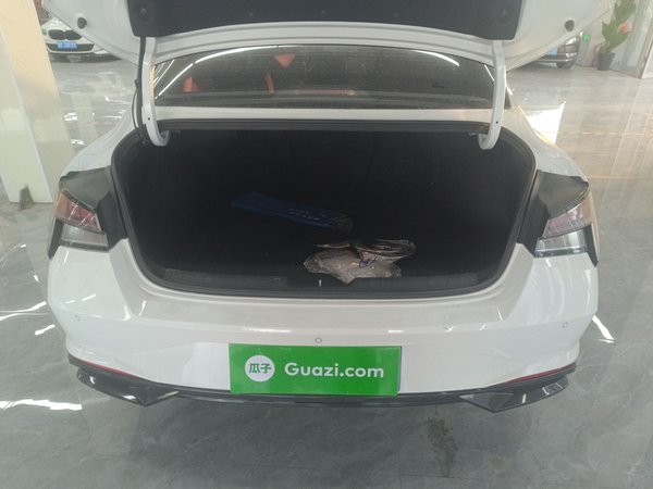 Hyundai Elantra 2022, 67300 км, за 10592 USD - фото 18