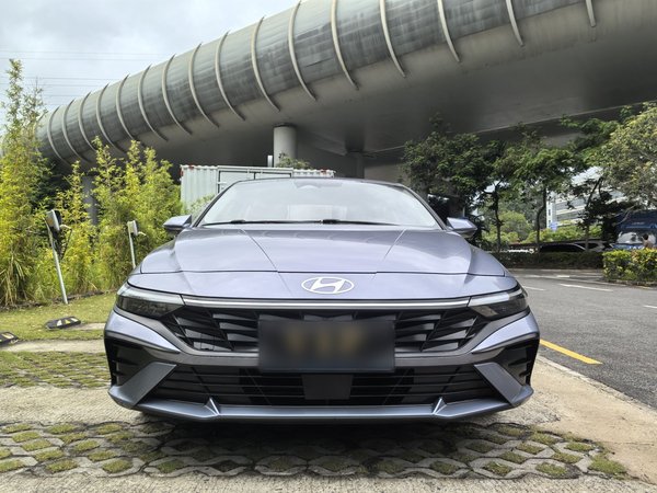 Hyundai Elantra 2023, 29700 км, за 15013 USD