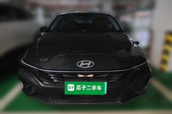 Hyundai Elantra 2023, 33600 км, за 12008 USD