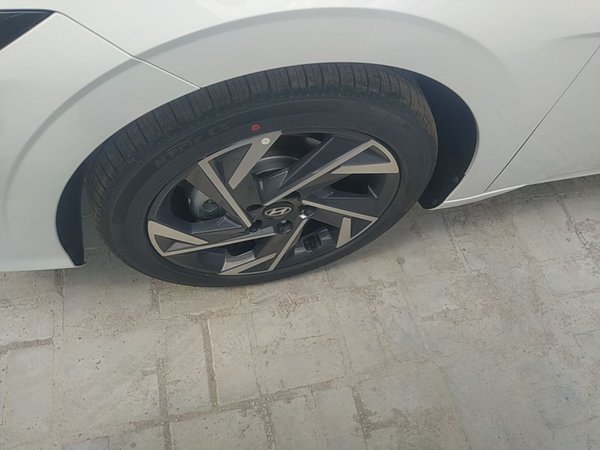 Hyundai Elantra 2023, 100 км, за 13439 USD - фото 8