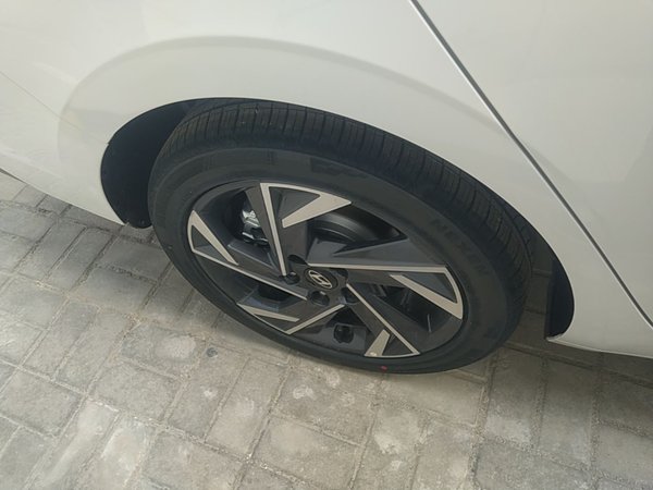 Hyundai Elantra 2023, 100 км, за 13439 USD - фото 10