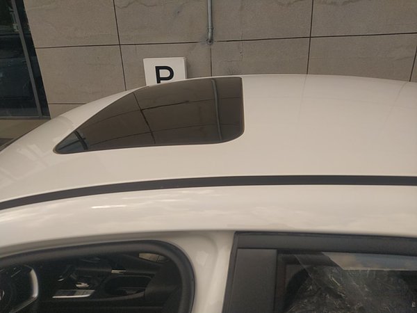 Hyundai Elantra 2023, 100 км, за 13439 USD - фото 11
