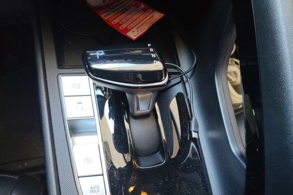 Hyundai Elantra 2023, 38000 км, за 12985 USD - фото 13