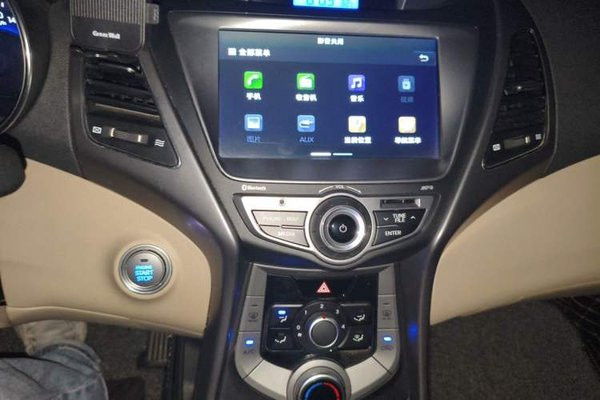Hyundai Elantra (5th Generation 2015, 98800 км, за 4399 USD - фото 13
