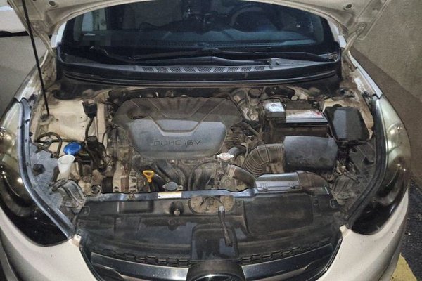 Hyundai Elantra (5th Generation 2015, 98800 км, за 4399 USD - фото 21