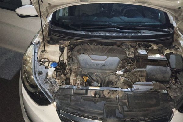 Hyundai Elantra (5th Generation 2015, 98800 км, за 4399 USD - фото 23
